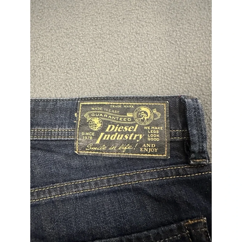 Diesel Men's Jeans Size 34x30 Larkee-Beex Regular Tapered RC57Z Dark Wash